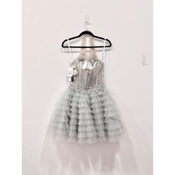 NWT Sherri Hill Halter Ruffle Tulle Cocktail Gown with Leaf Lace Bodice Silver 8 - Picture 4 of 7